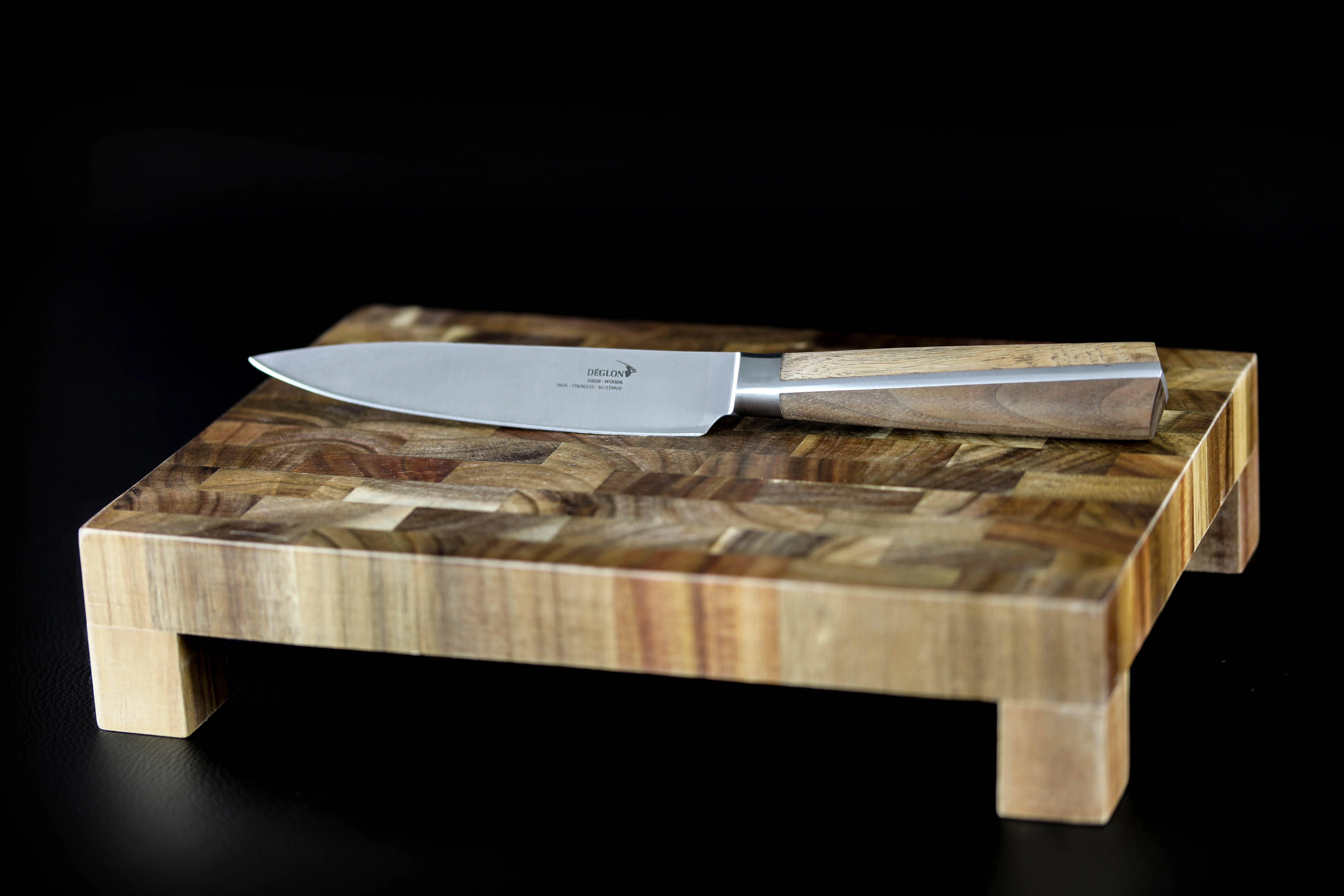 High-Woods kokkekniv med træskaft,