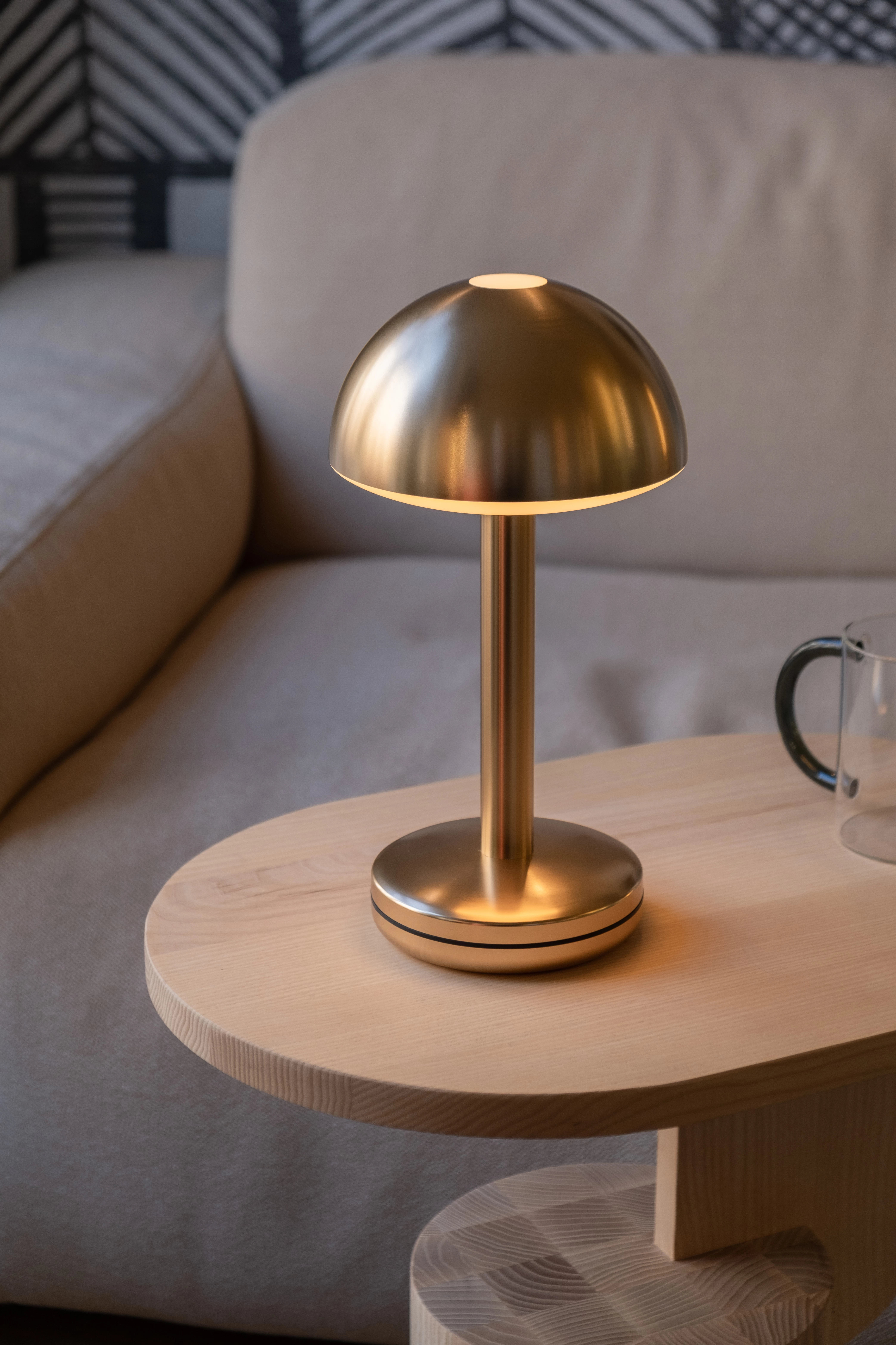 Humble Bug lampe, guld, H29 cm