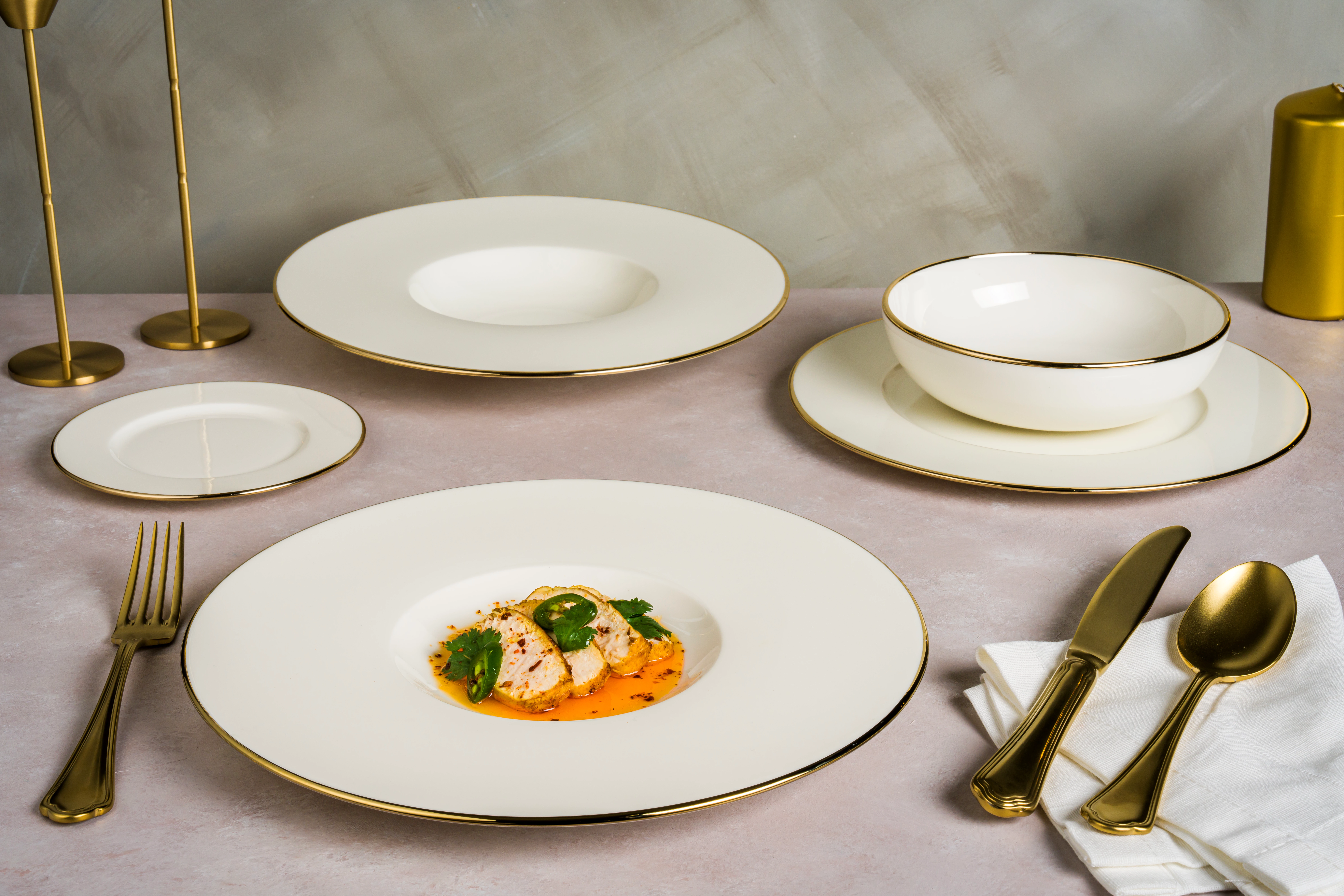Bonna Gold Line dyb gourmettallerken med guldkant, ø30 cm