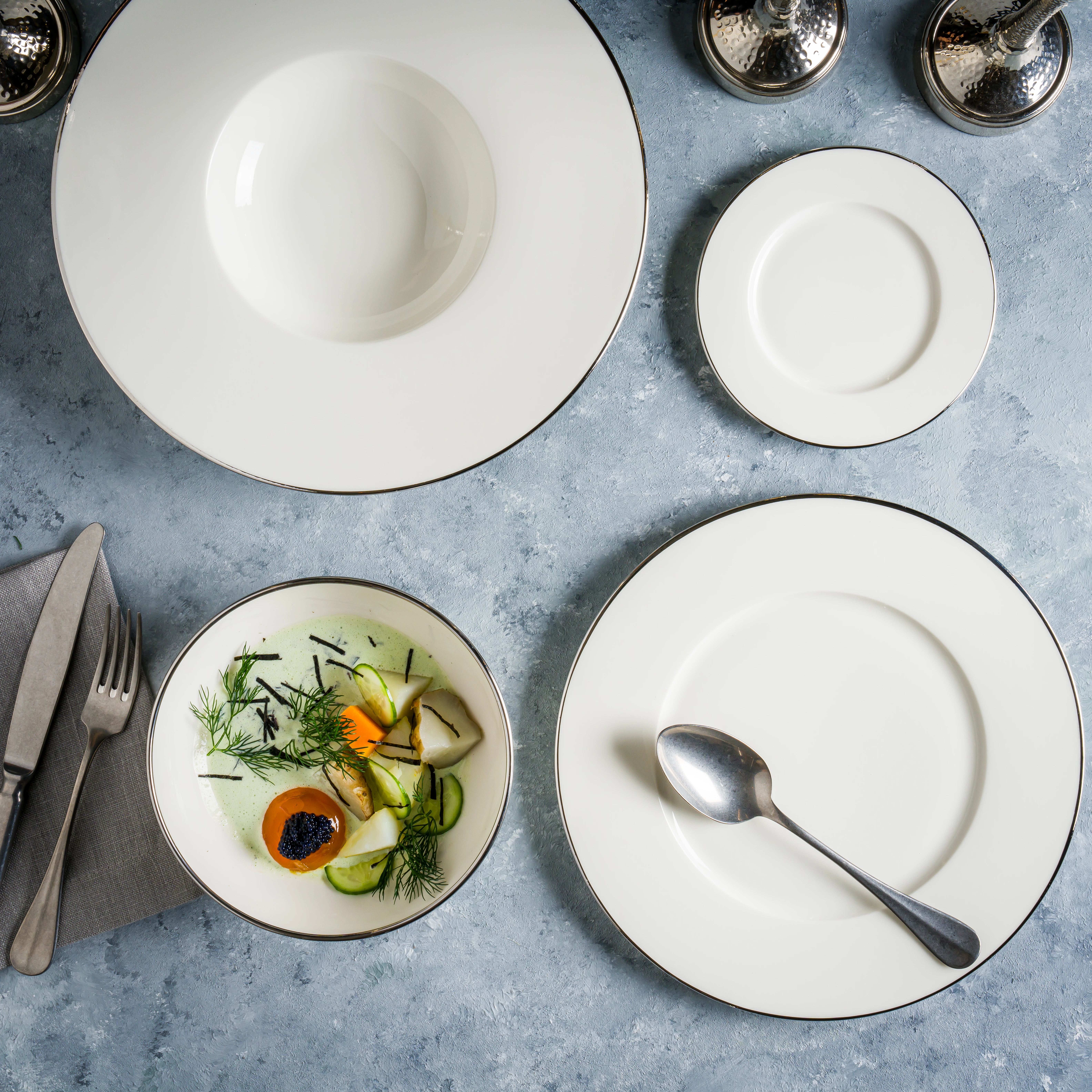 Bonna Silver Line dyb gourmettallerken med sølvkant, ø30 cm
