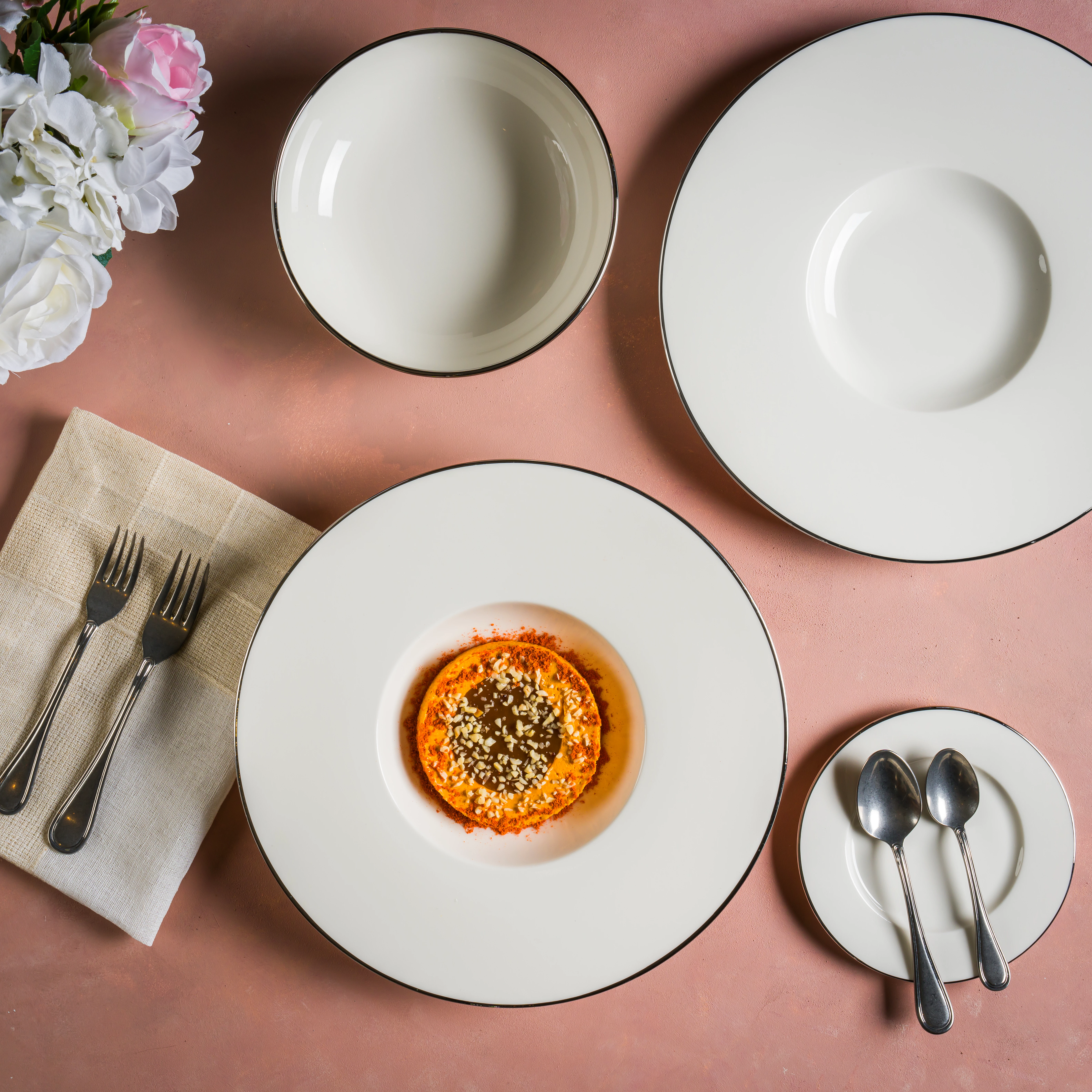 Bonna Silver Line dyb gourmettallerken med sølvkant, ø30 cm