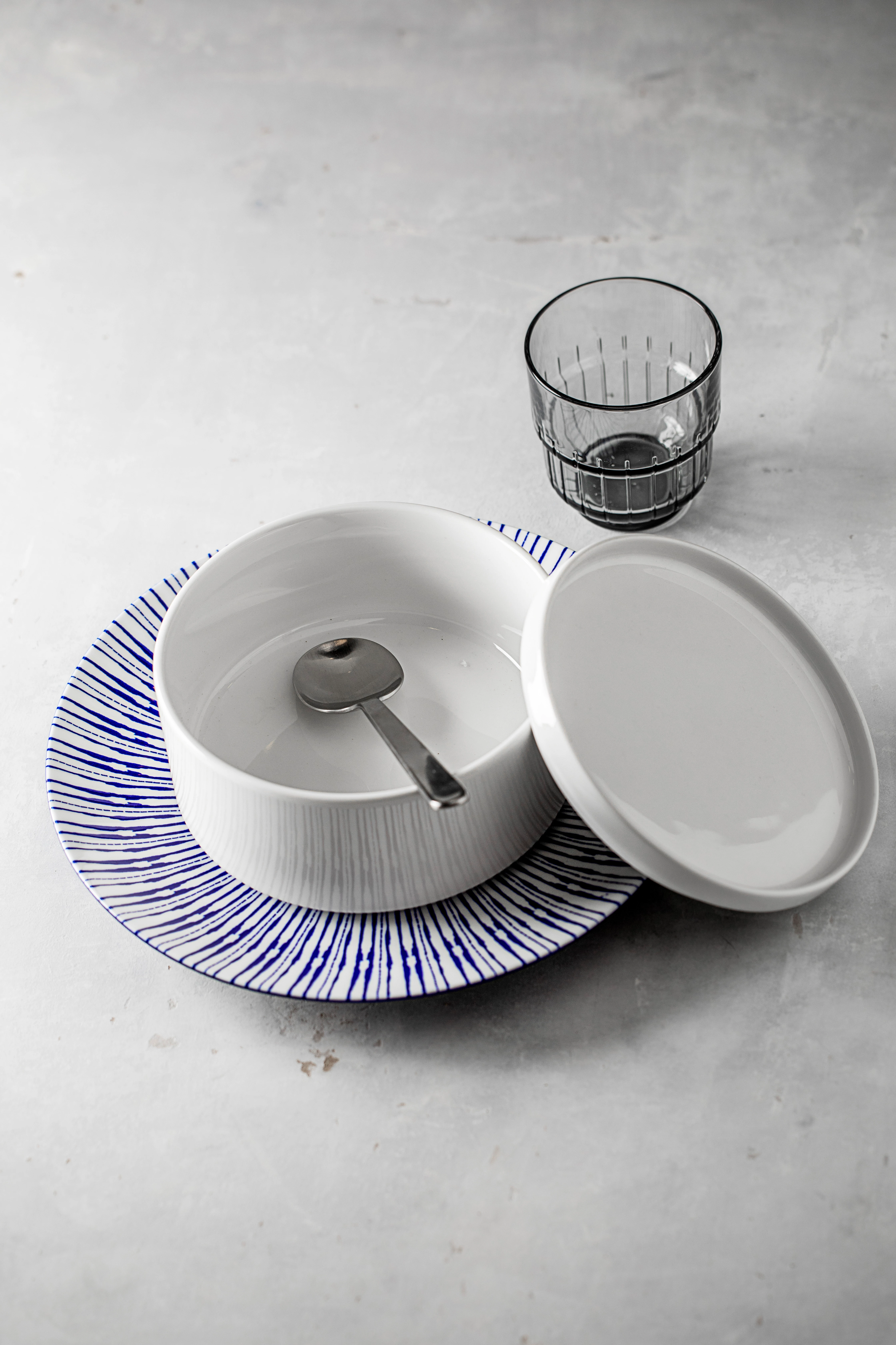 Onis Linq drikkeglas, gråt, 26,6 cl