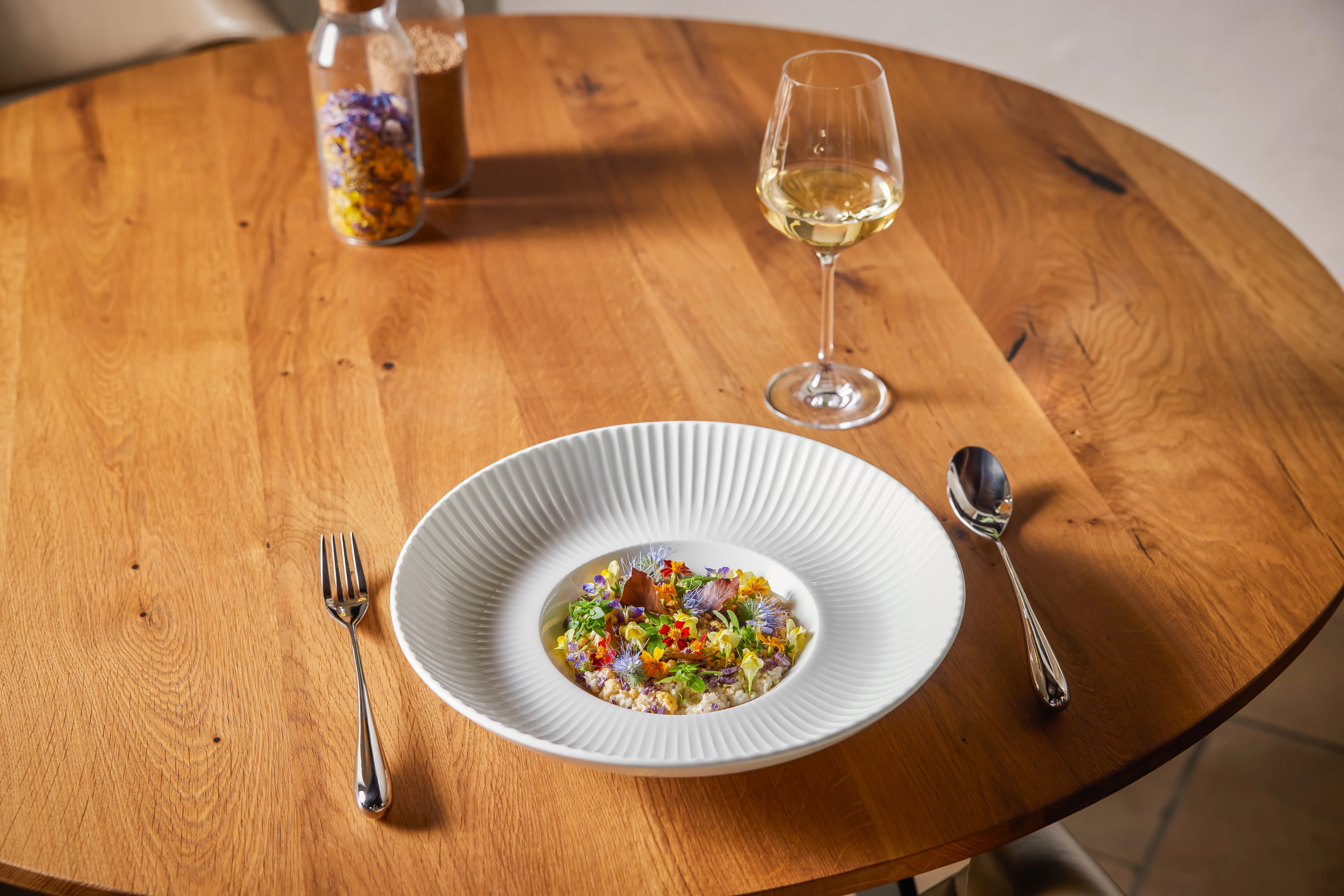 RAK Spectra dyb gourmettallerken med bred fane, ø26,2 cm