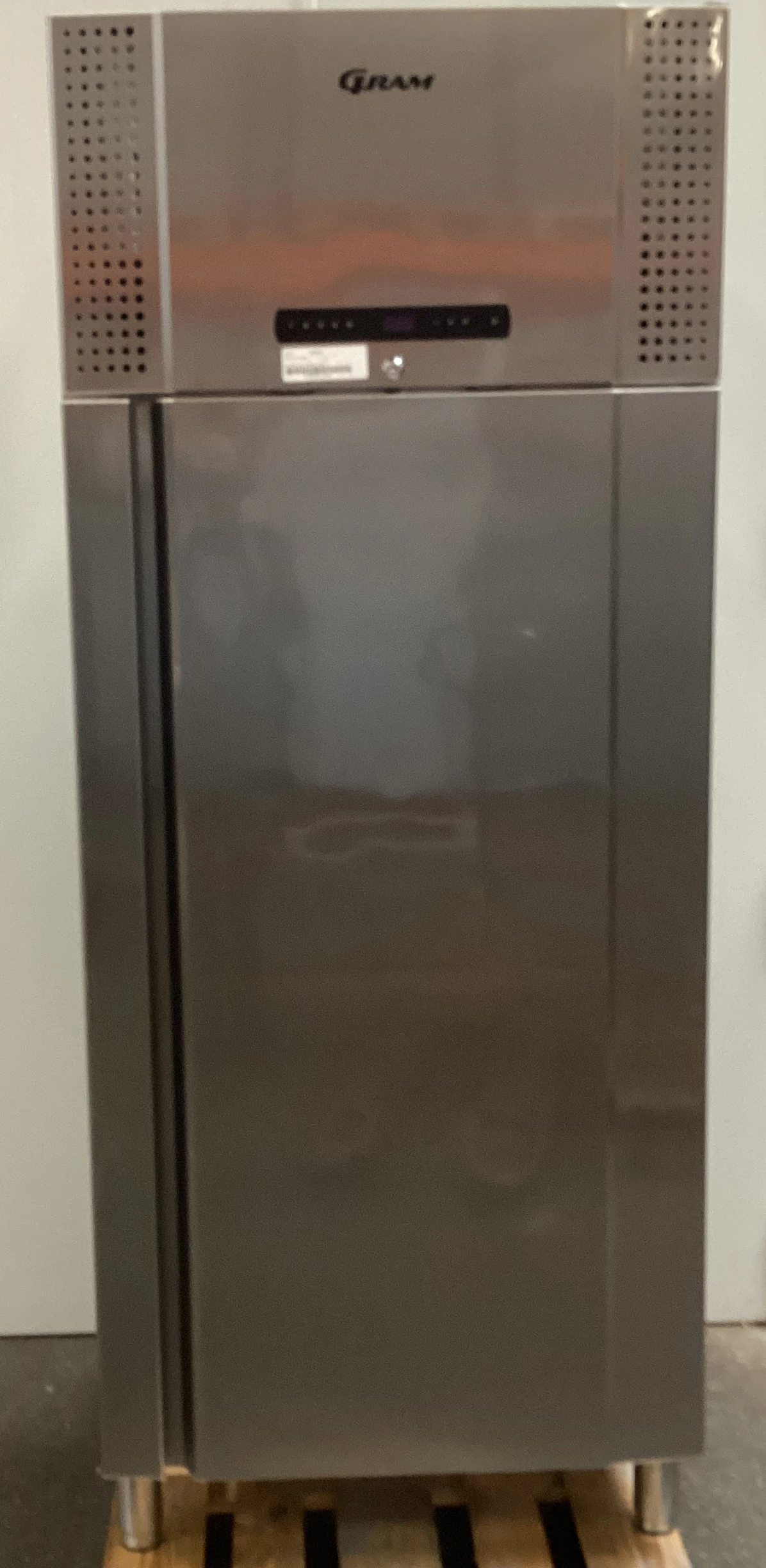 Gram Fryseskab Gram F 600 RSG  TWIN