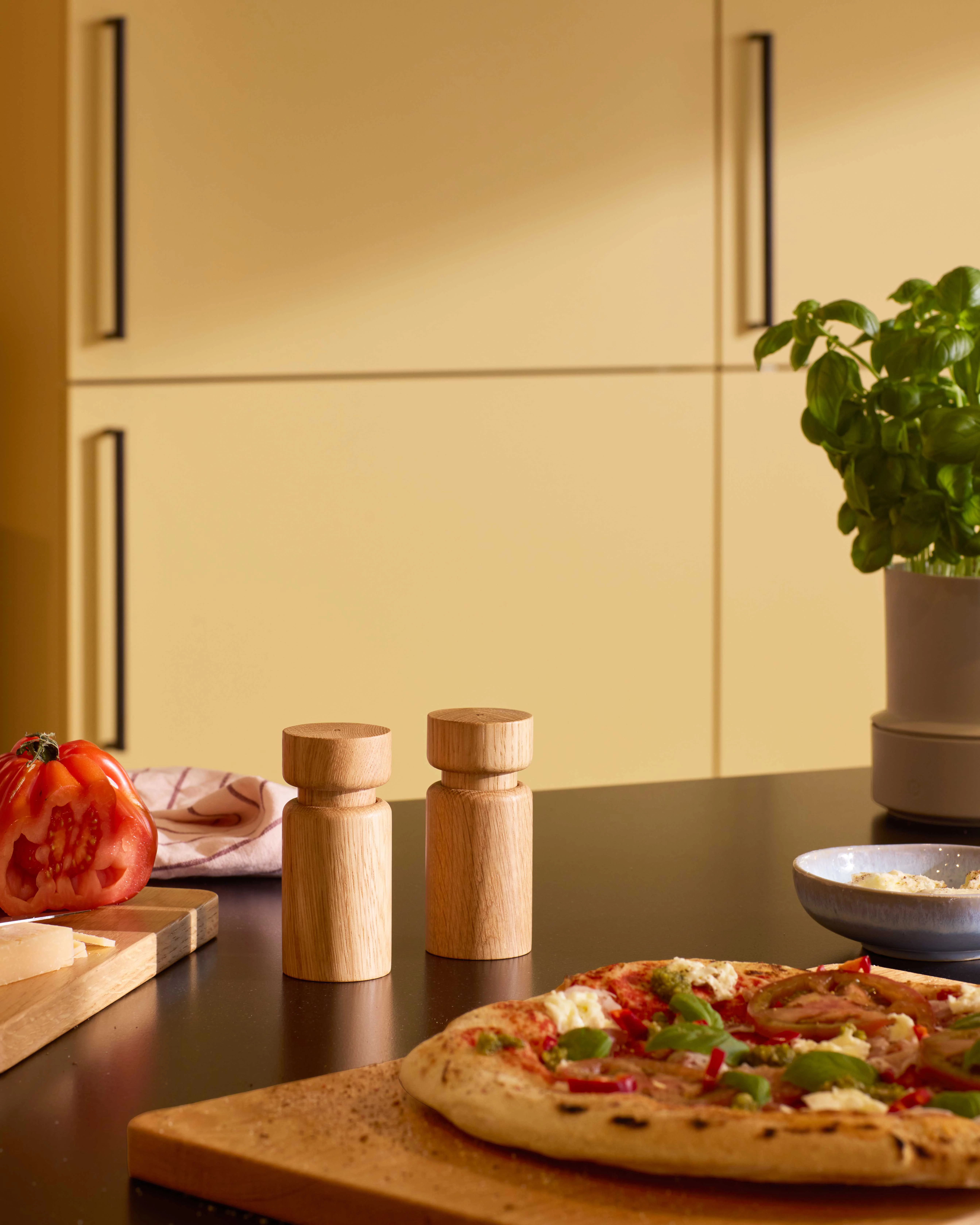 CrushGrind Helsinki peberkværn, lys eg, H11 cm