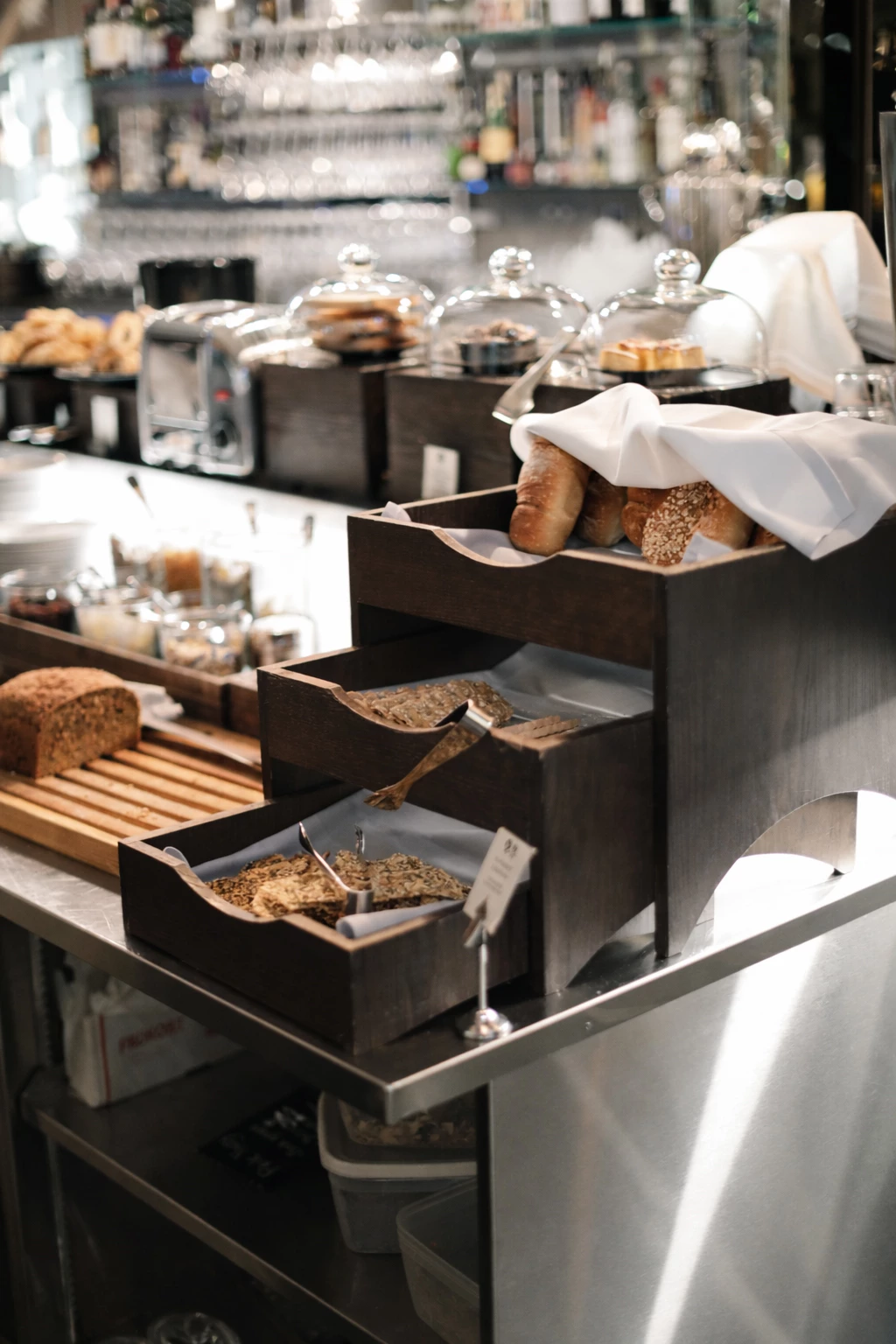 Forest display, 3 højder, mørk eg