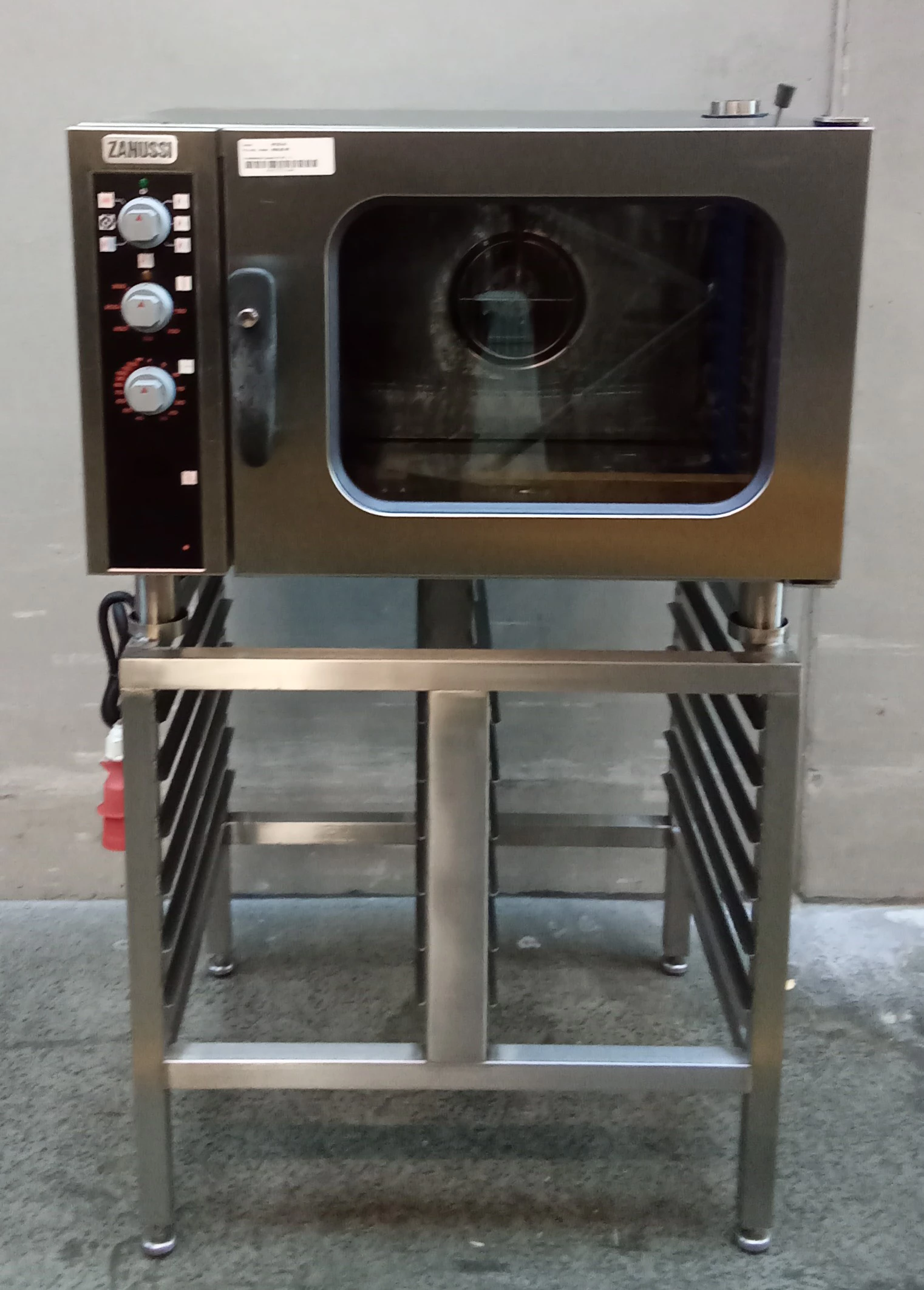 Konvektionsovn Zanussi FCF /E6 - 0