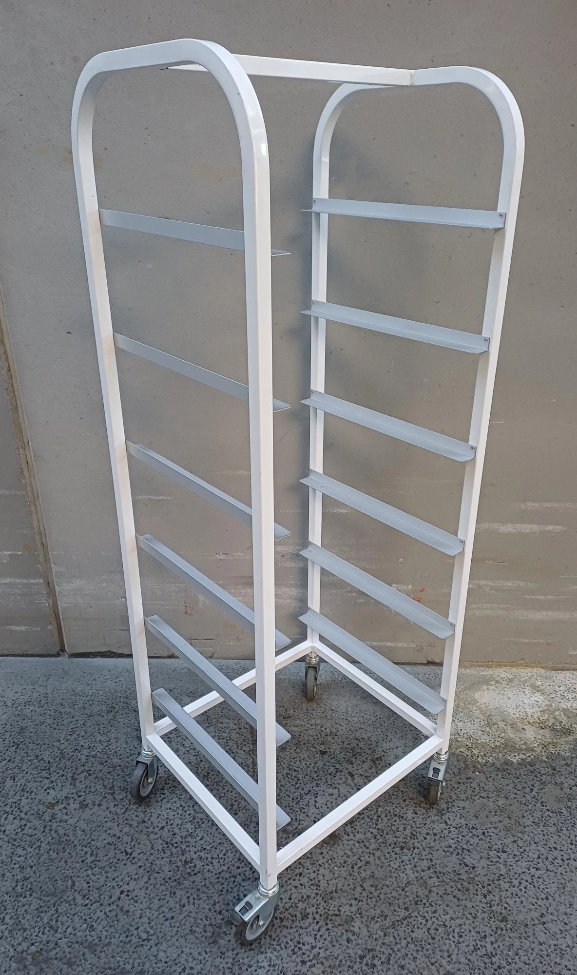 Ferro Teknik Kurvevogn 166-50 hvid