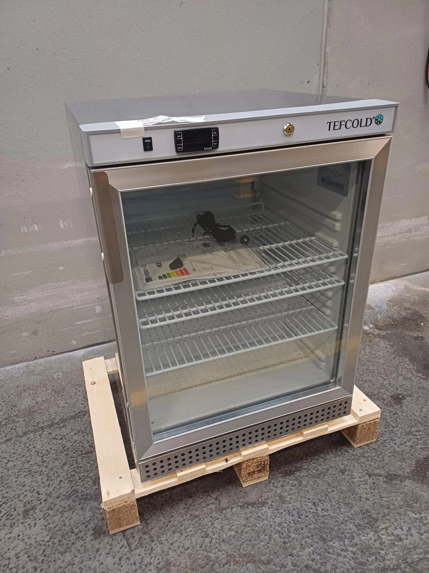 Tefcold Displaykøleskab UR200SG