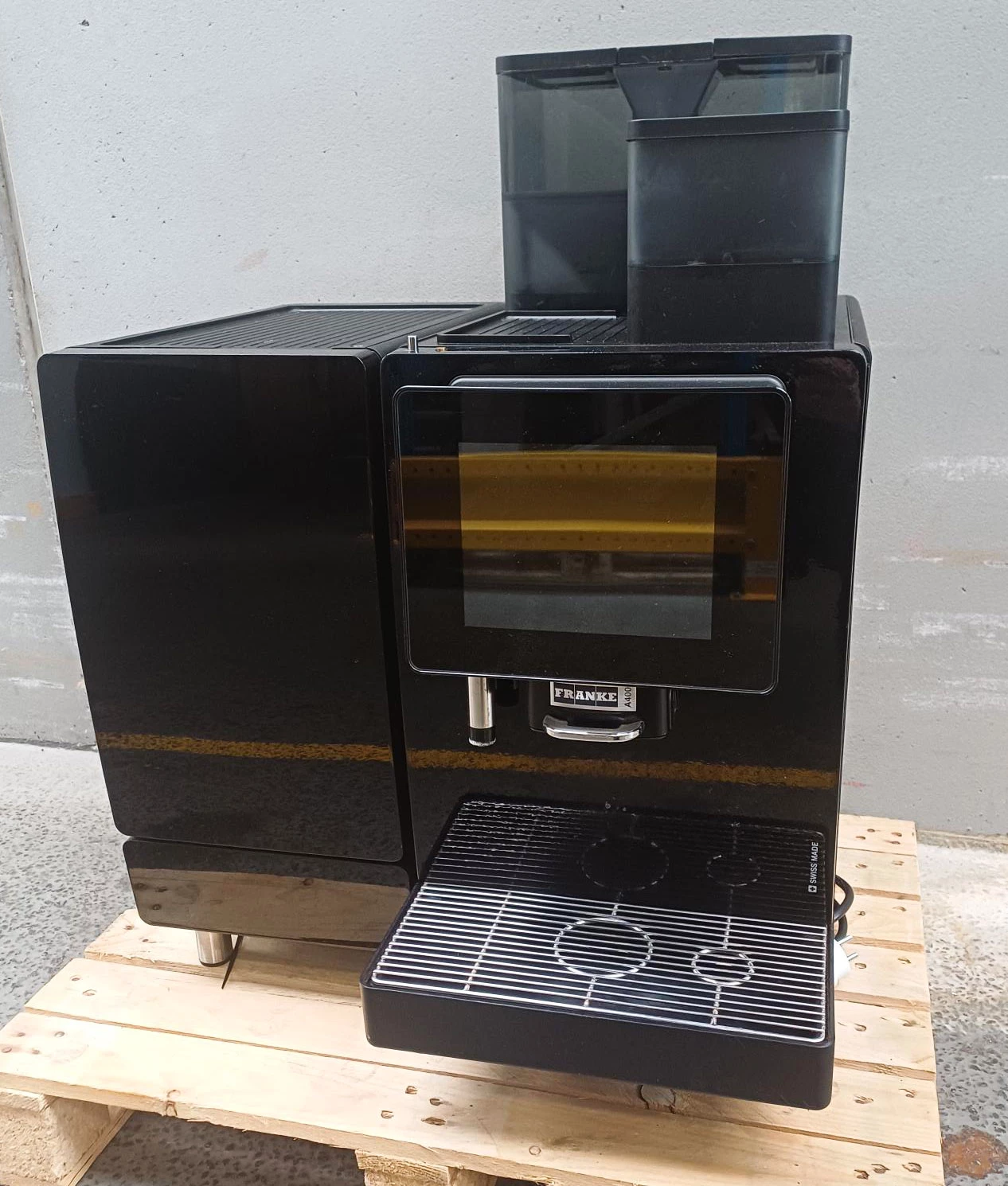 Franke Kaffemaskine A400 MS incl. køleskab SU05 5 liter