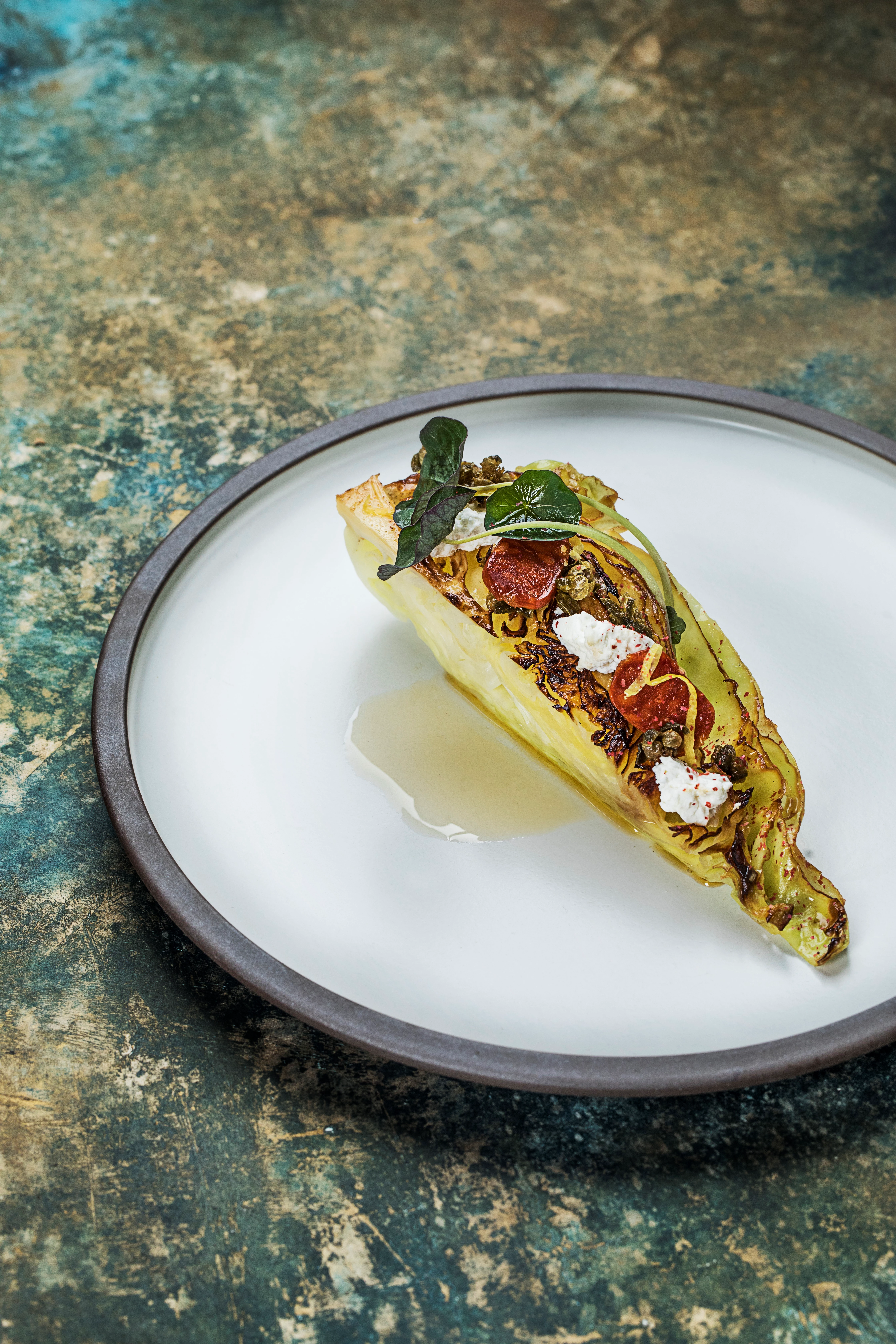 Nor flad tallerken, brun/hvid, ø26 cm