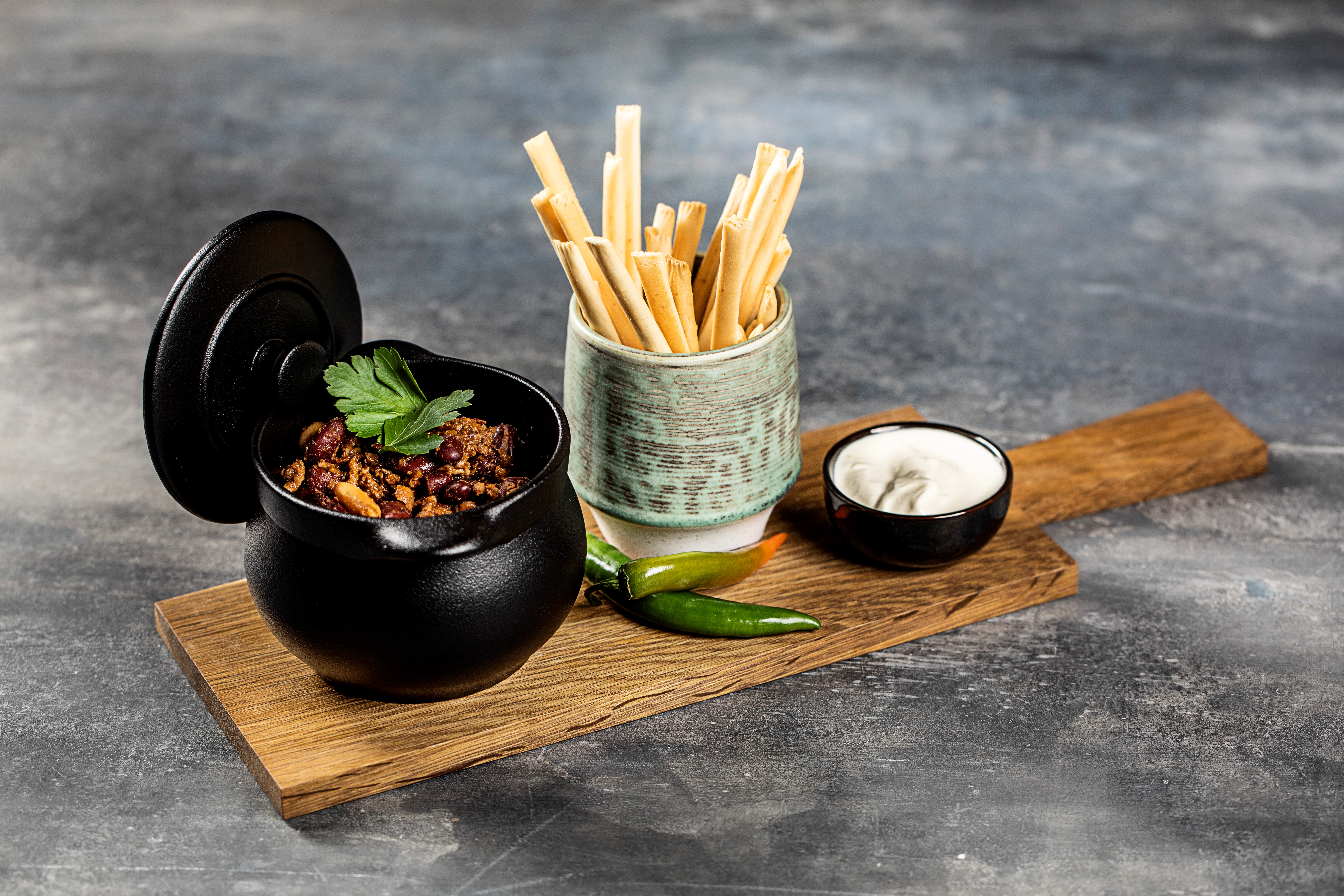 RAK Chef's Fusion terrin med låg, sort, 45 cl, ø10,6 cm