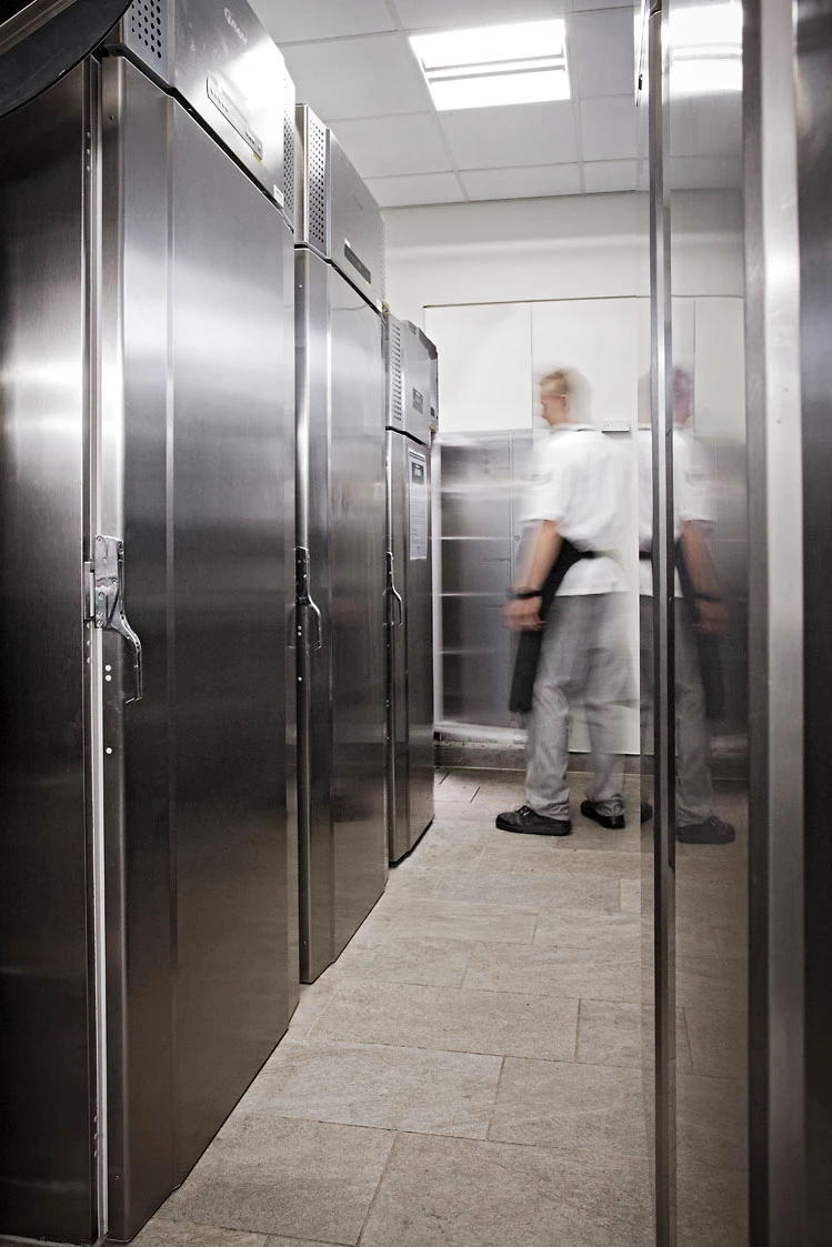 Gram K1500 CSG roll-in køleskab