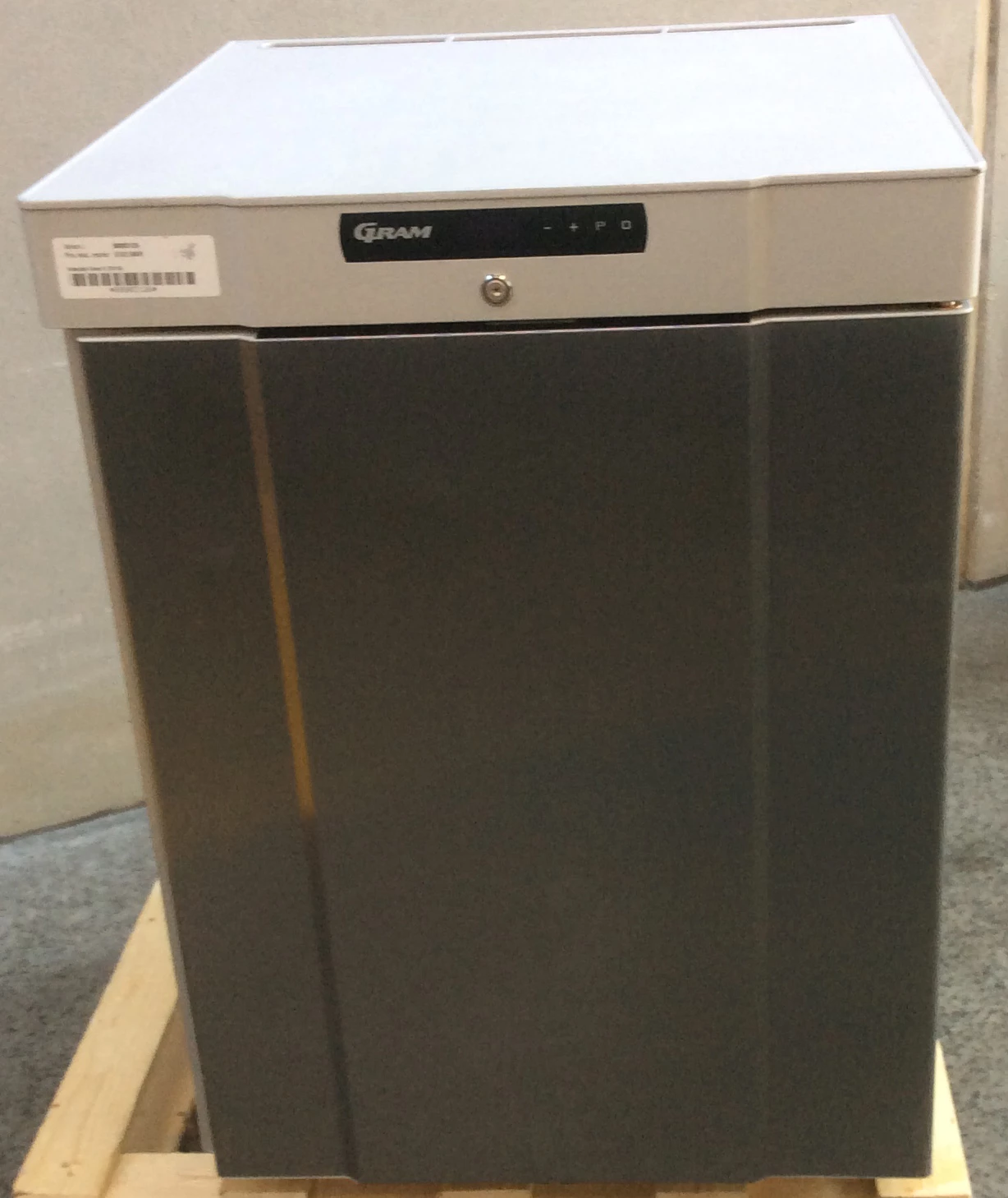 Gram Køleskab Gram K 210 RG