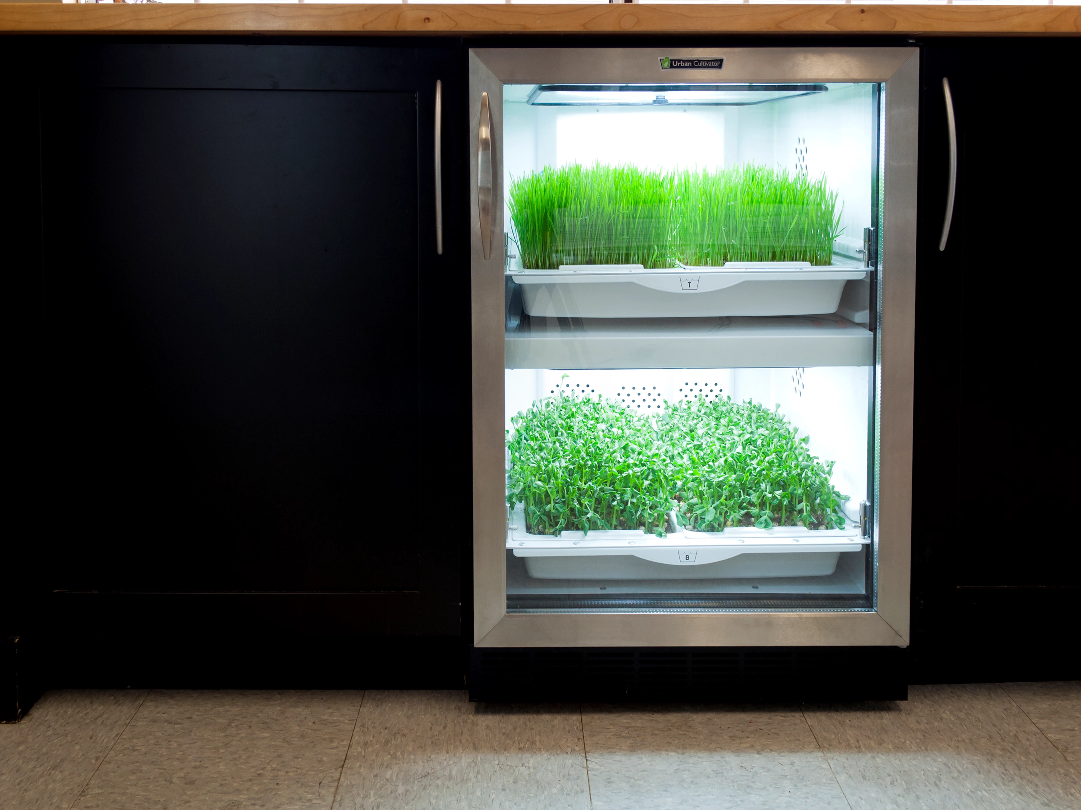 Urban Cultivator Vækstskab med 2 hylder