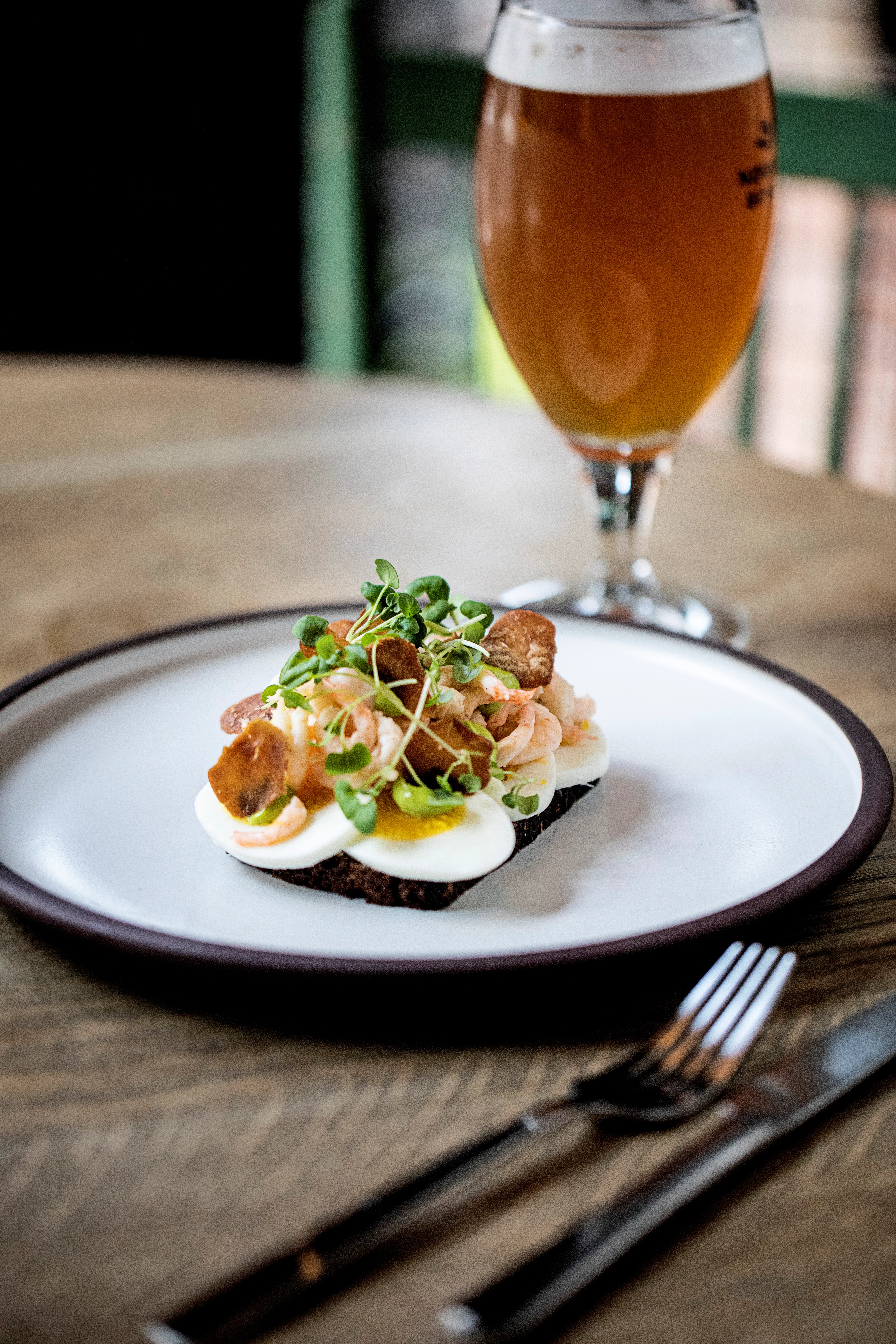 Nor flad tallerken, brun/hvid, ø26 cm